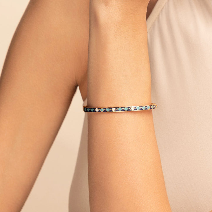 Kaleido Aura Bangle