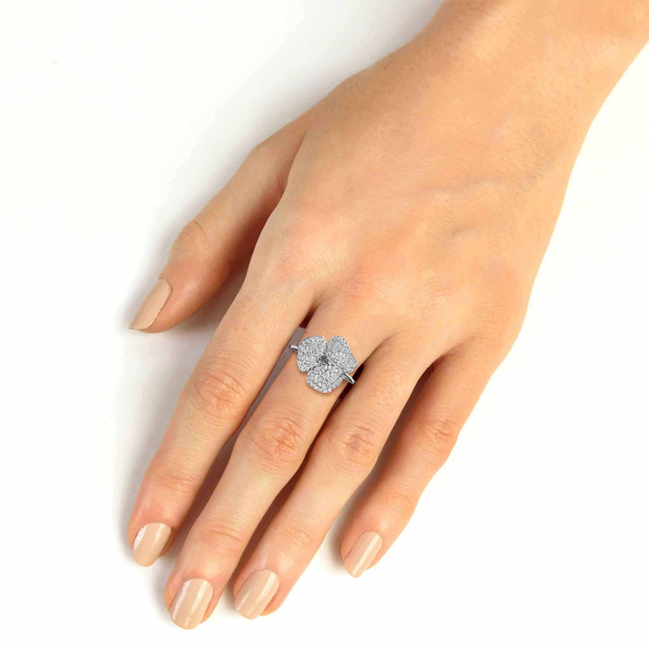 Bloom Small Flower Halo Ring